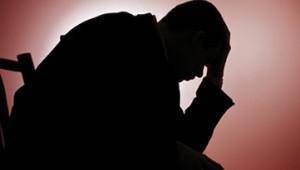 Δραματική έκκληση ψυχιάτρων: Μην απολύετε εργαζόμενους- Θα αυξηθούν οι αυτοκτονίες! 