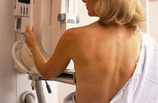 Η χοληστερίνη «τροφοδοτεί τον καρκίνο του μαστού»
