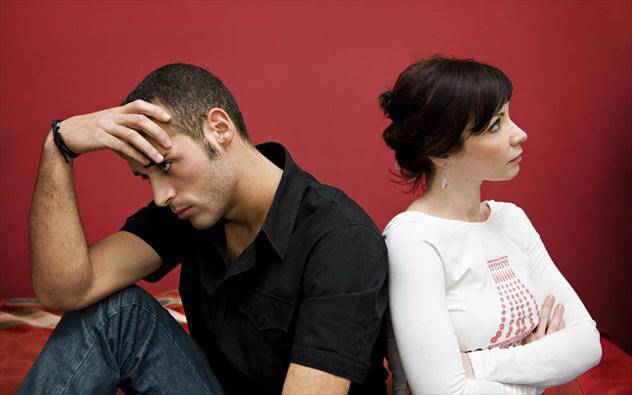 Οι 8 κακές συνήθειες του γάμου, που πρέπει να κοπούν