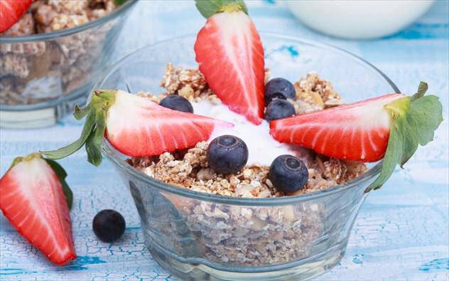 6 ιδέες για υγιεινό και θρεπτικό πρωινό για όλα τα γούστα