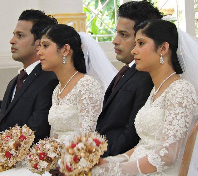 Δεν είναι πλάκα: Δίδυμοι παντρεύτηκαν δίδυμες με δίδυμους παπάδες και δίδυμα παρανυφάκια! (φωτογραφίες)