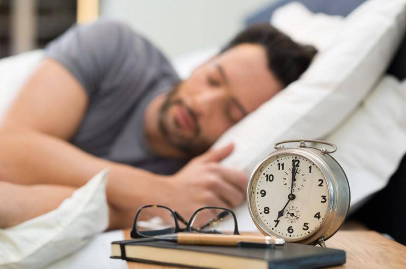 Πόσο πρέπει να κοιμούνται οι άντρες για να μειώσουν τον κίνδυνο διαβήτη