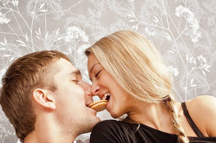 10 λόγοι για να ξεκινήσεις τα φιλιά από σήμερα (Σμουτς!)