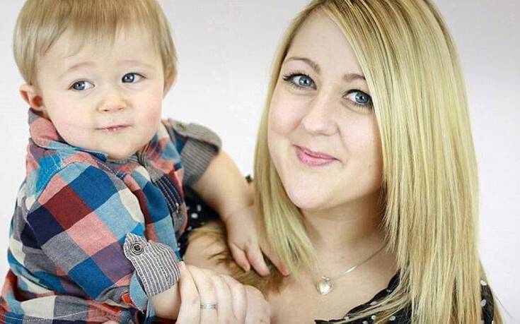 Γέννησε 9 εβδομάδες νωρίτερα για να δώσει τη μάχη της με τον καρκίνο