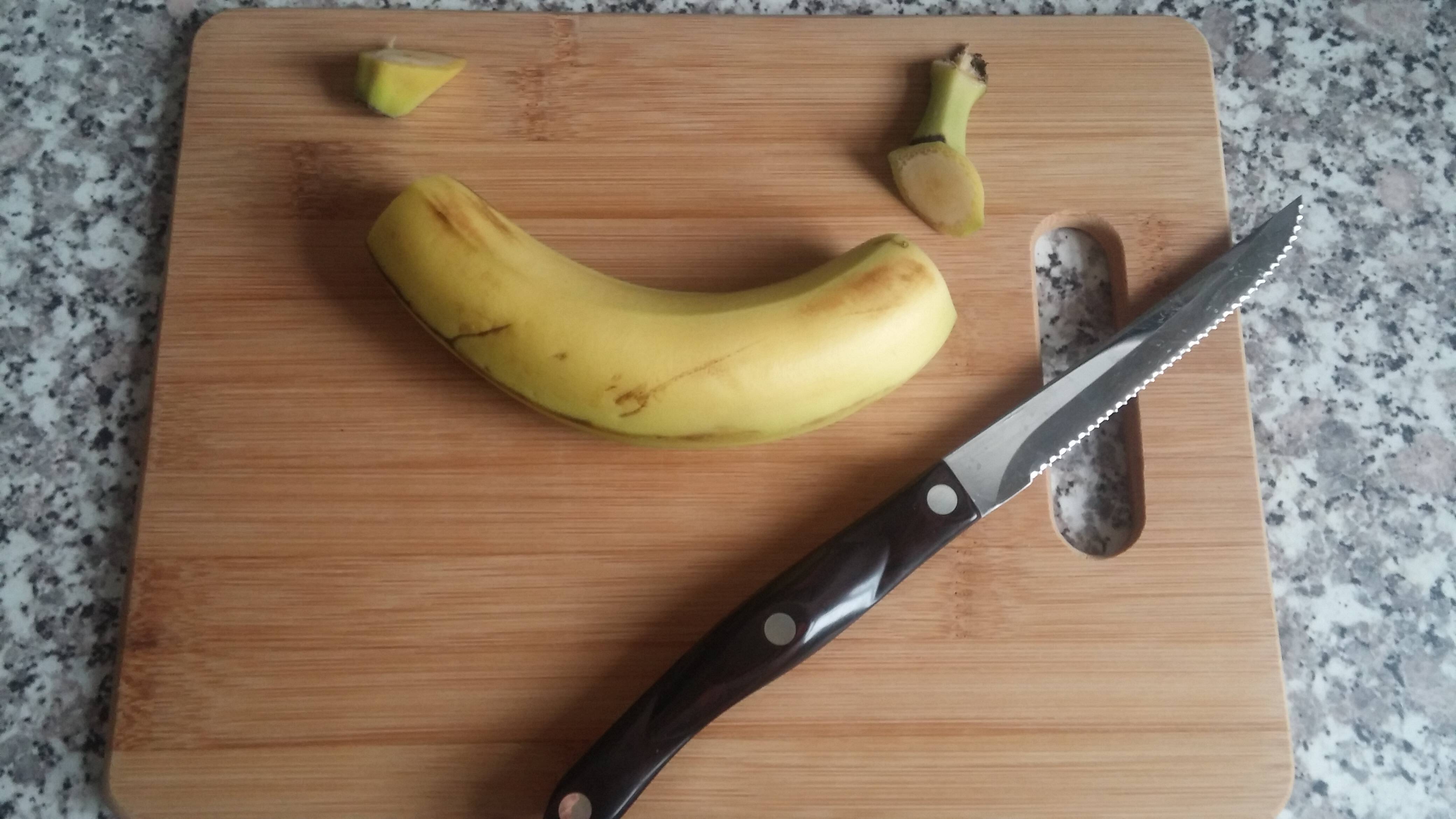cut-off-banana-ends