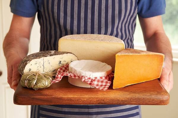 Τυρί, χοληστερίνη & καρδιοπάθεια: Τα νέα δεδομένα