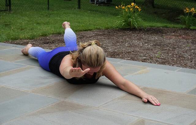 Πέντε ασκήσεις Pilates για να αποφύγετε ή να αντιμετωπίσετε τον πόνο στη μέση