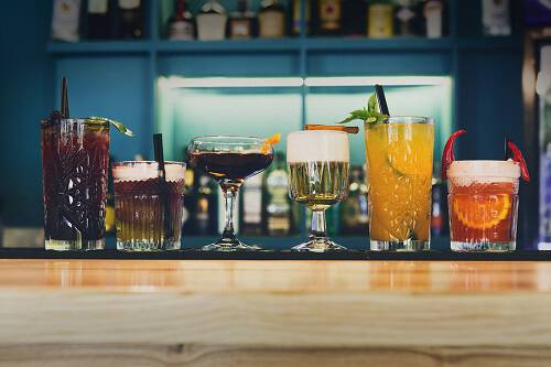 Αλκοόλ: Σε ποια ποσότητα γίνεται επικίνδυνο για το συκώτι