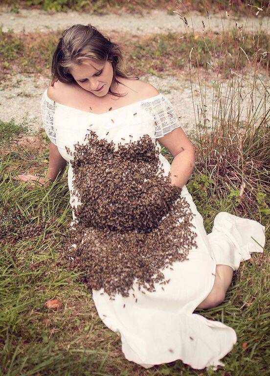 Θυμόσαστε τη μαμά με τις «μέλισσες»;-Δείτε την δυσάρεστη τροπή της εγκυμοσύνης της