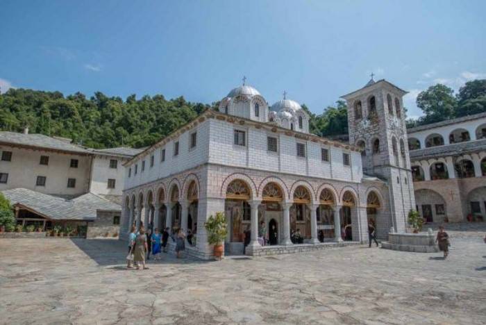 Panagia Iikosifonissa: Das älteste Kloster Griechenlands mit einer traurigen Geschichte