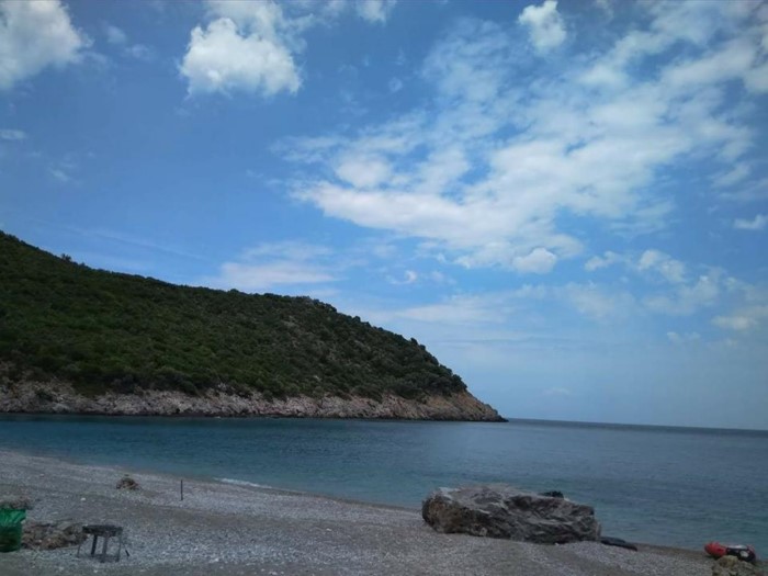 Ο άγνωστος επίγειος παράδεισος της Ελλάδας βρίσκεται καλά κρυμμένος στην Εύβοια