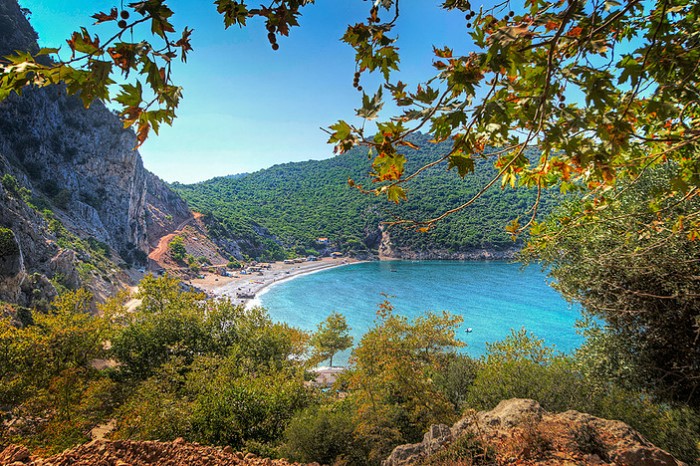 Ο άγνωστος επίγειος παράδεισος της Ελλάδας βρίσκεται καλά κρυμμένος στην Εύβοια