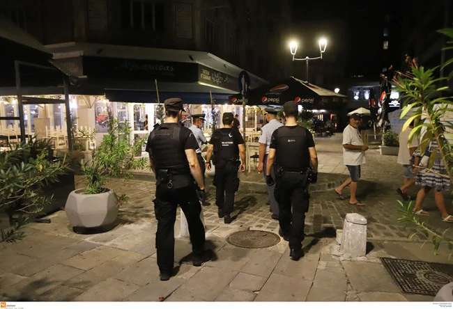 Κορονοϊός: Αυτή είναι η πιο απείθαρχη περιοχή της Ελλάδας- Κανείς δεν φοράει μάσκες, δεν κρατούν τις αποστάσεις