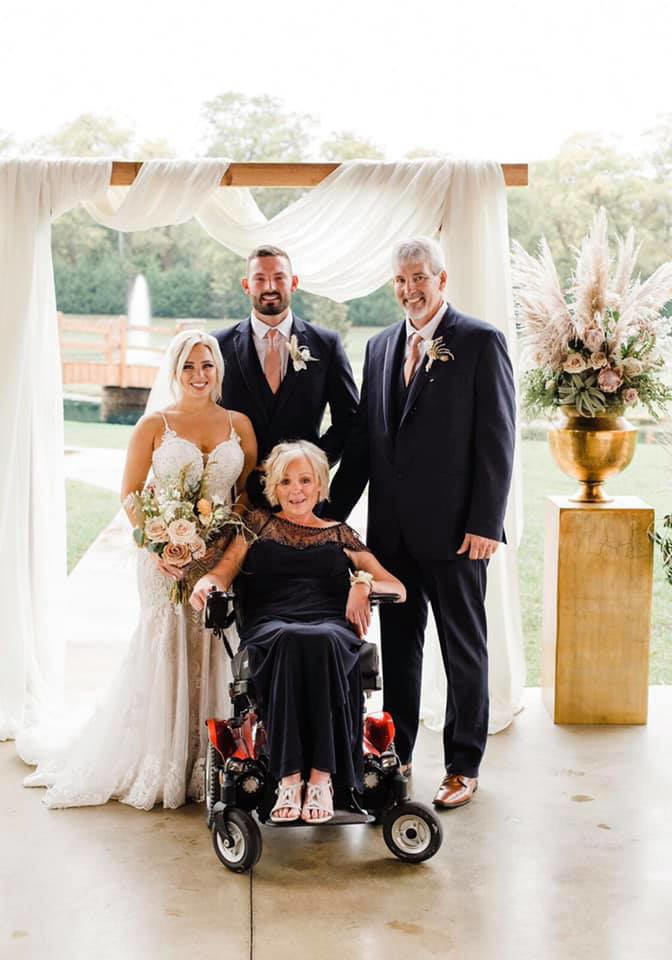 Η μητέρα του γαμπρού διαγνώστηκε με ALS τον Δεκέμβριο του 2019